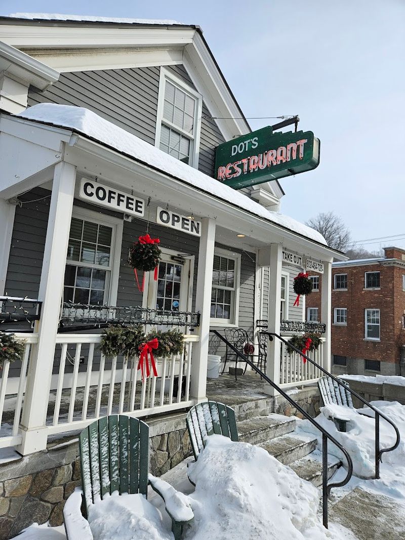 Dot's Restaurant — Wilmington