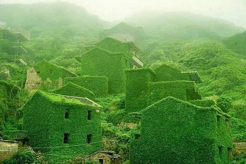 Houtouwan Village, China