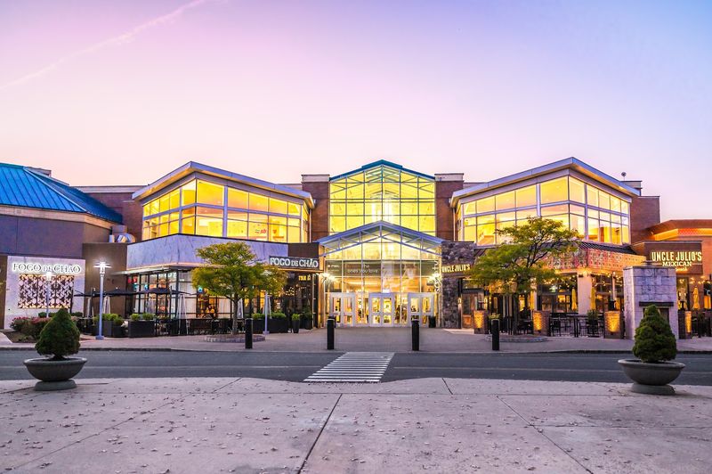 Bridgewater Commons Remains a Go-To Shopping Stop in Somerset County