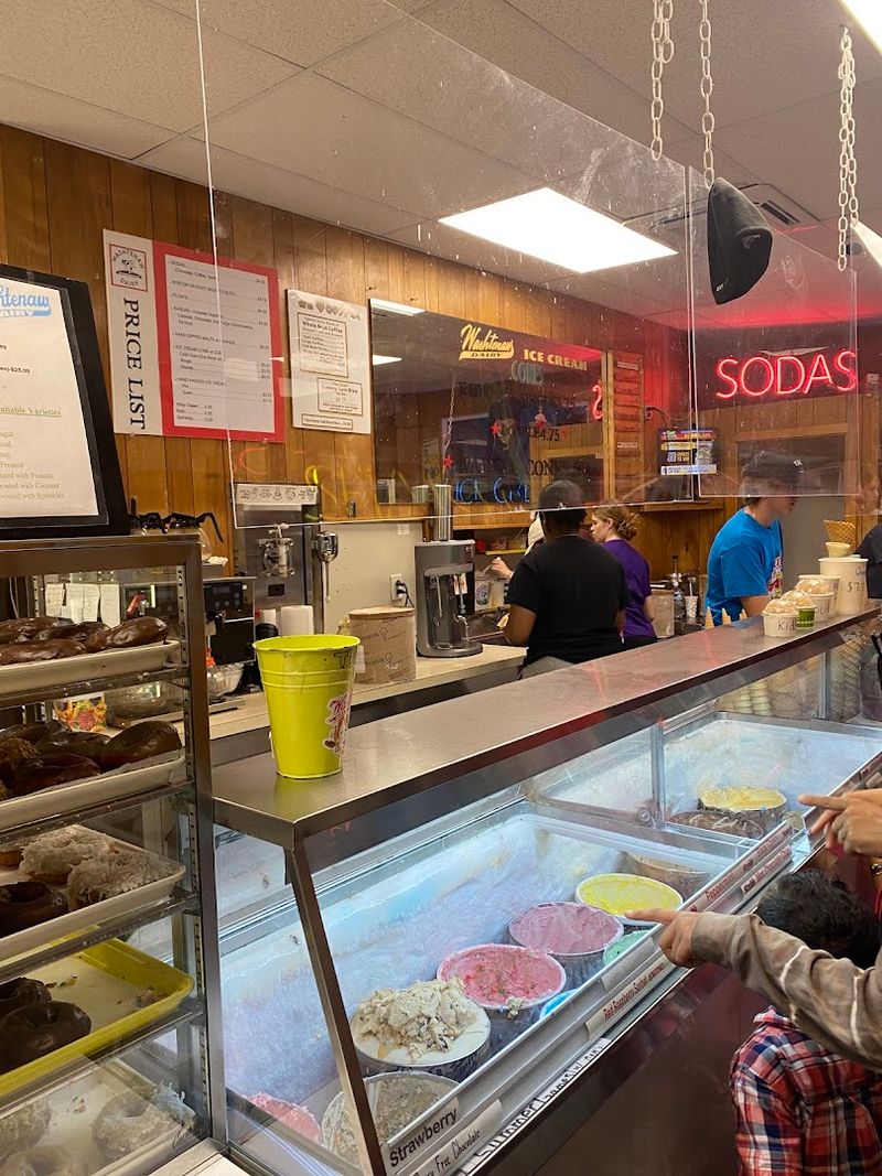 The Neighborhood Atmosphere That Cannot Be Manufactured