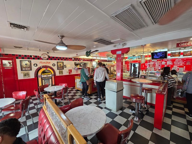 The Atmosphere That Keeps People Coming Back