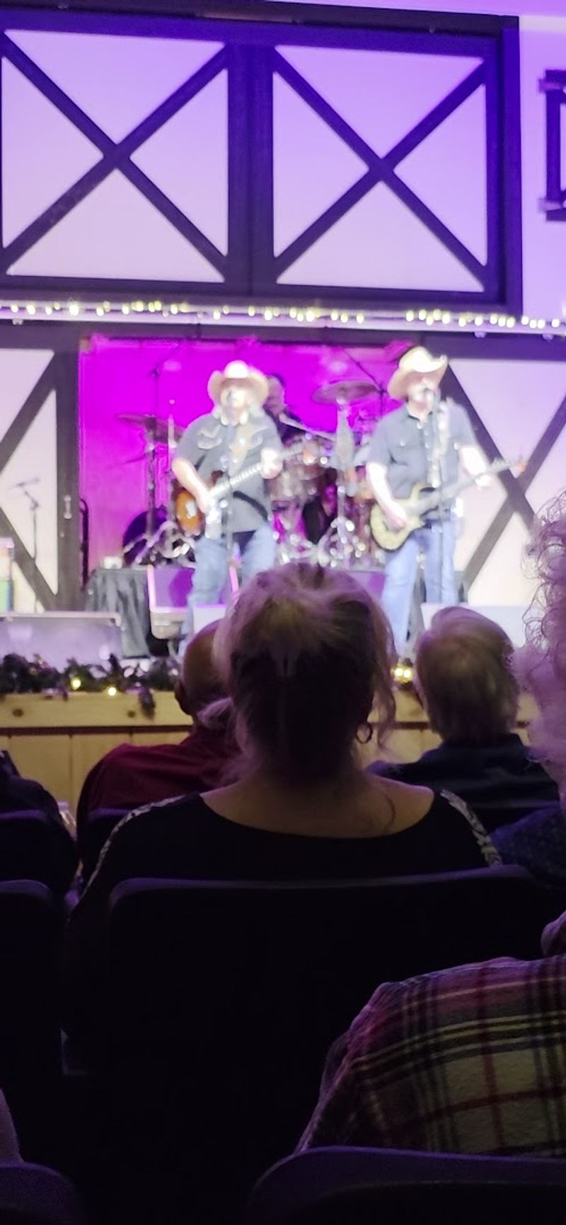 Amish Country Theater: Live Entertainment in an Unexpected Setting