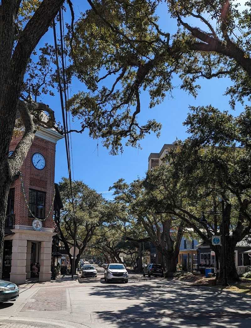 Mississippi, Ocean Springs