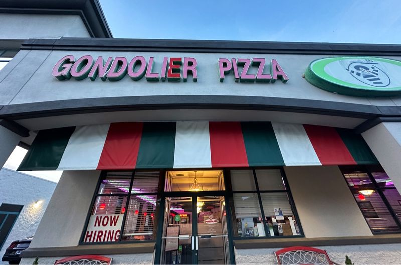 Gondolier Restaurant Buffet Hours - Sevierville