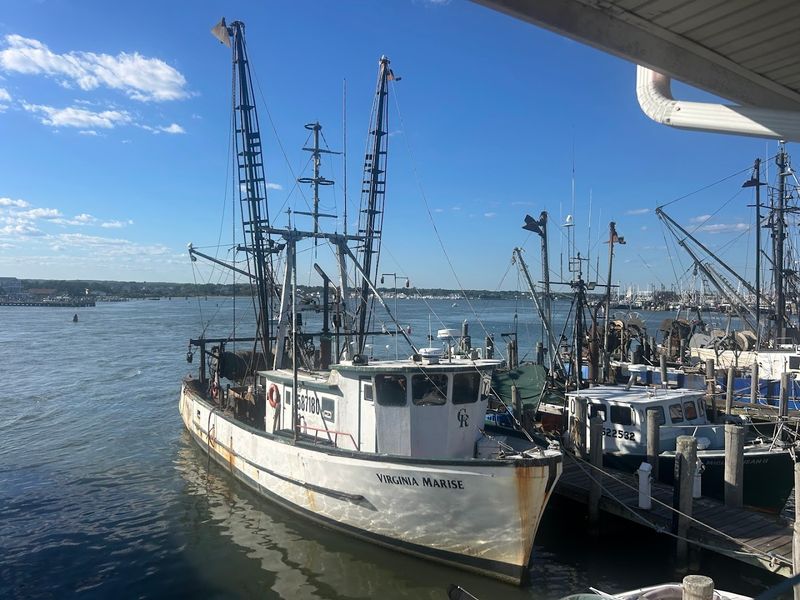 Champlin's Seafood Deck — Narragansett (Galilee)