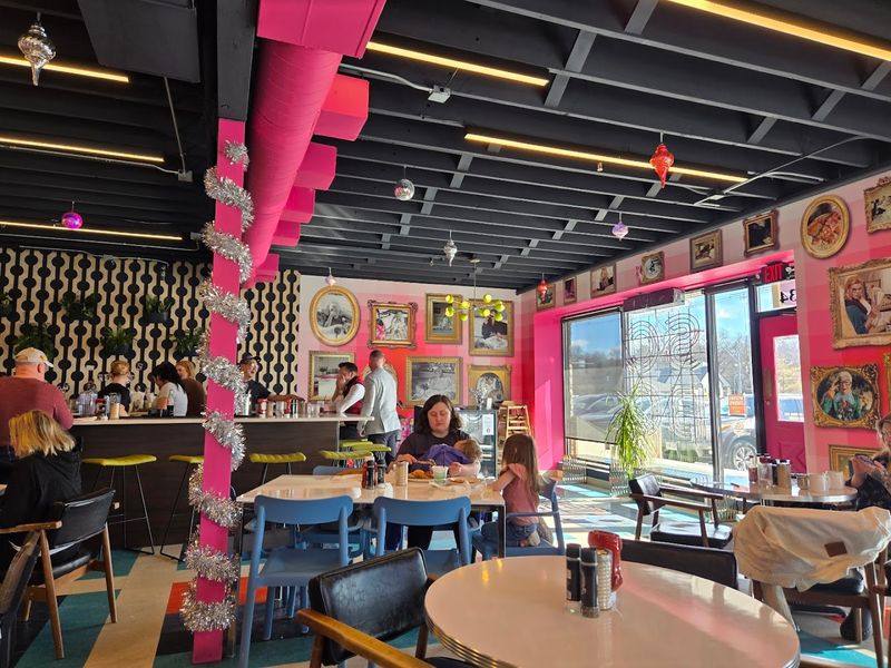 Nebraska, Saddle Creek Breakfast Club (Omaha)