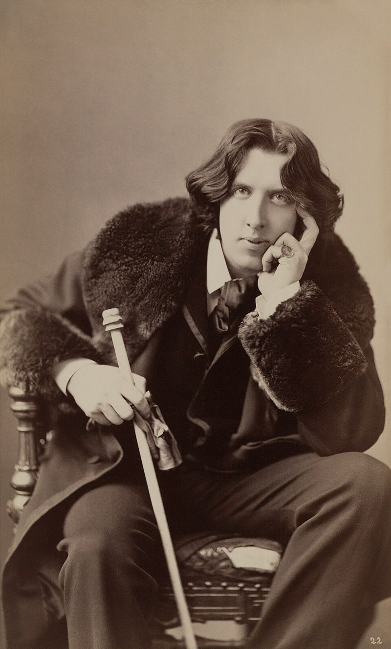 Oscar Wilde (1900): 'Either That Wallpaper Goes, or I Do.'
