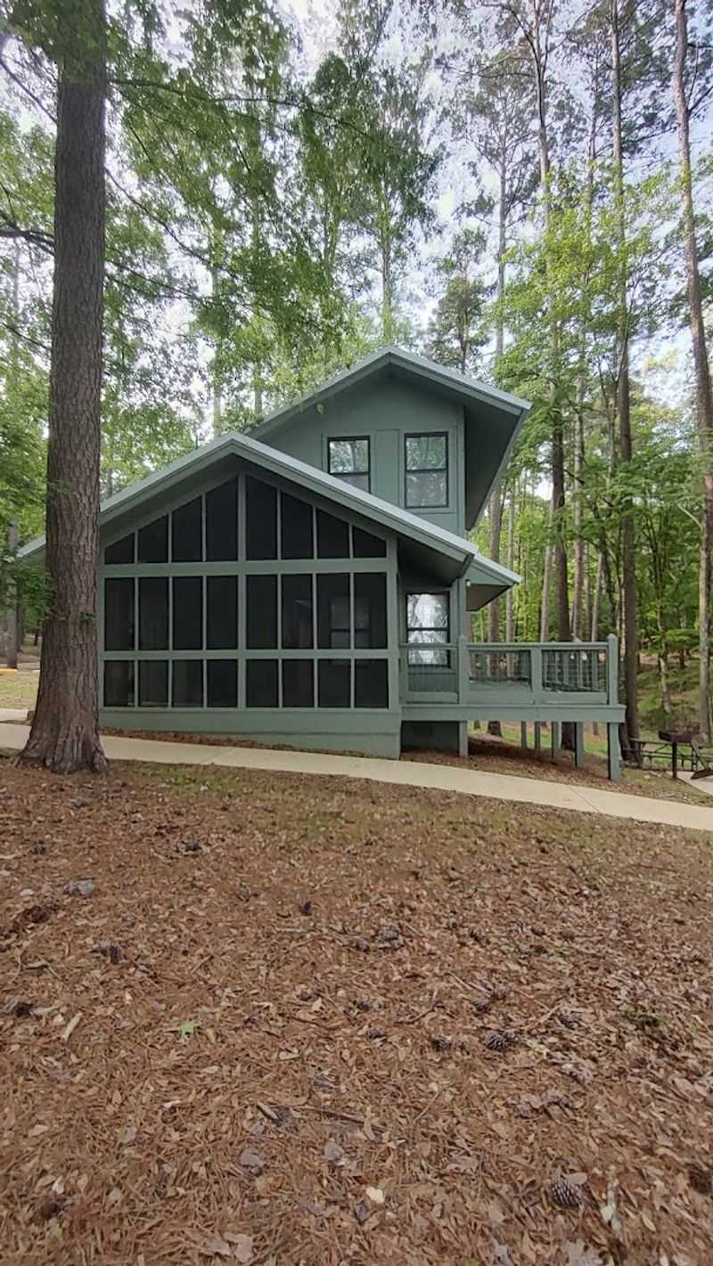 Cabins for Those Who Prefer a Roof Overhead