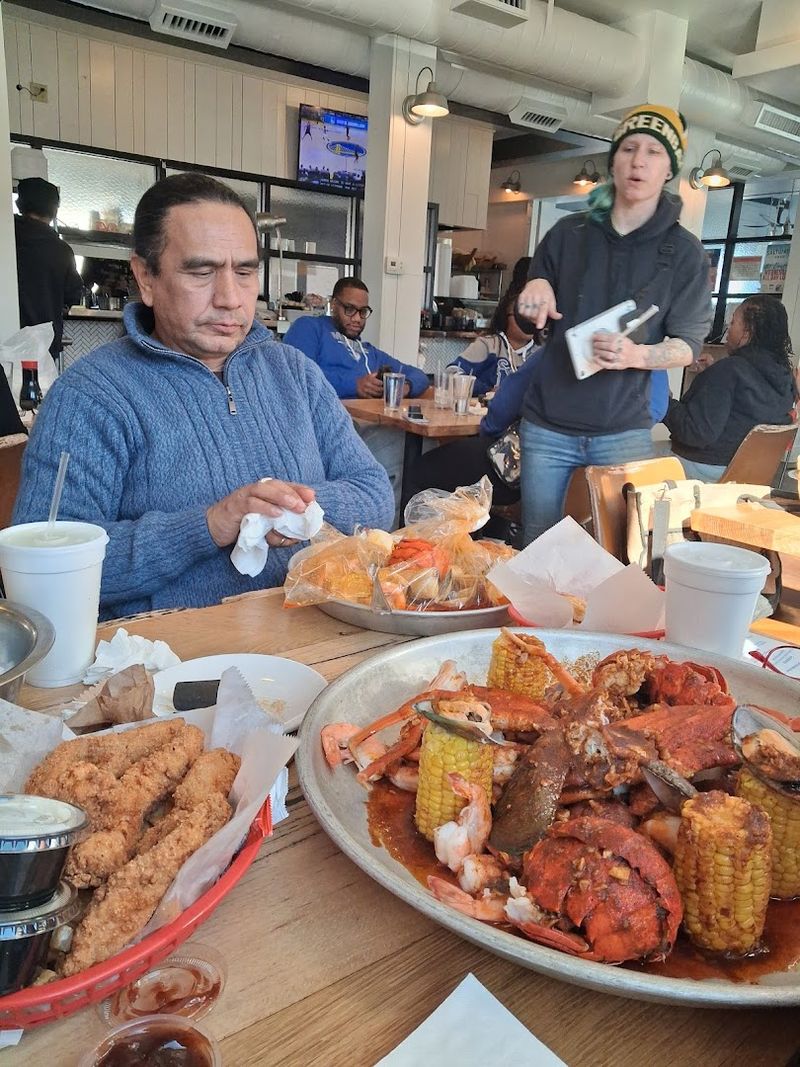 Tennessee - Storming Crab (Memphis)