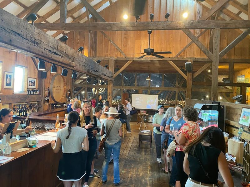 The Tasting Room That Feels Like a Neighborhood Spot