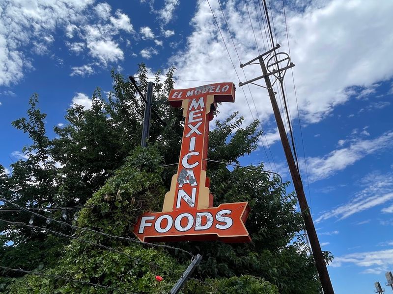 New Mexico - El Modelo, Albuquerque