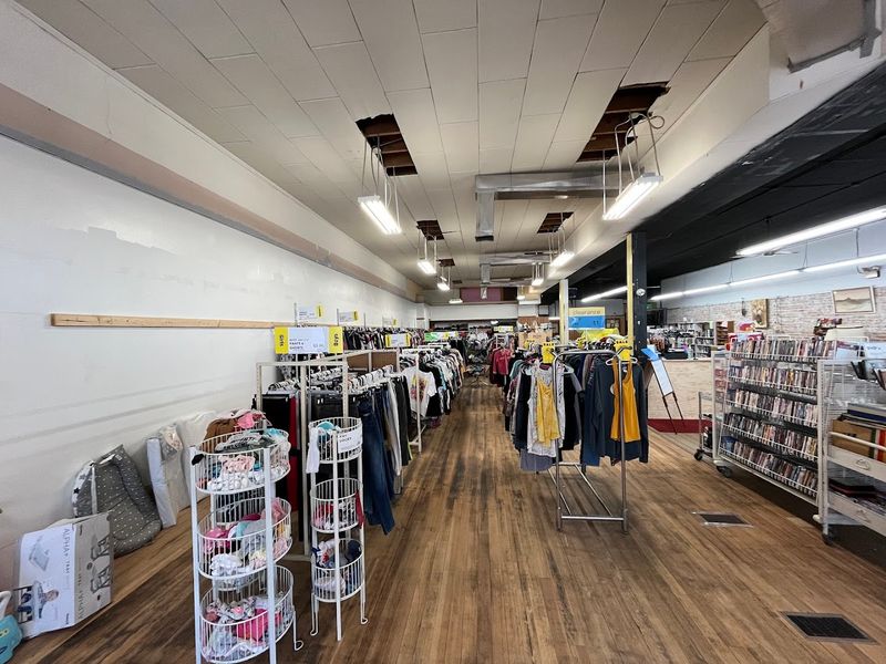 New Beginnings Thrift Store — Crete