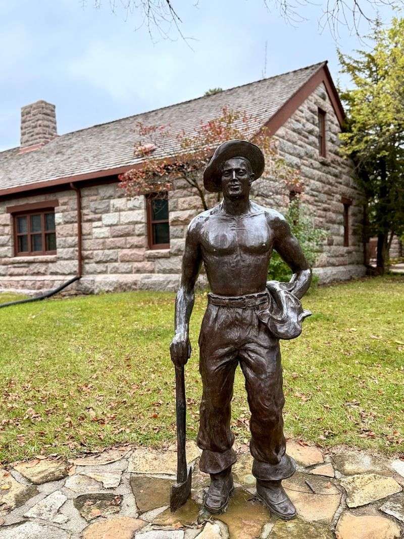 North Dakota: Fort Abraham Lincoln (Mandan)