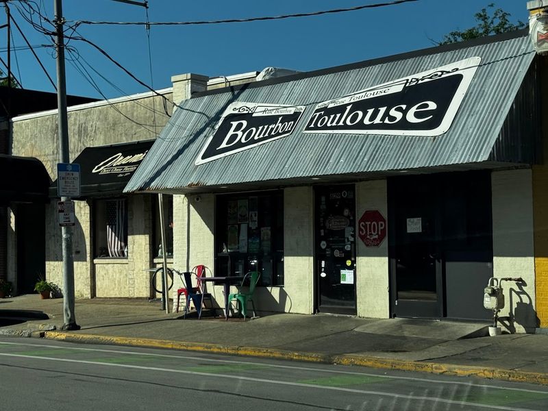 Bourbon n' Toulouse — Lexington