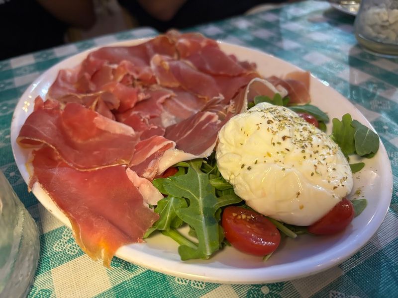 Burrata That Deserves Its Own Fan Club