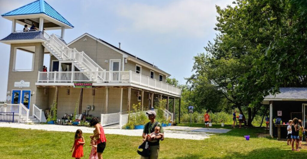 One of New Jersey’s Most Charming Nature Escapes Sits Right Beside a Seafood Harbor