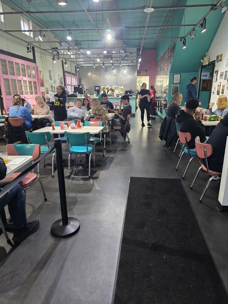 Pennsylvania, Pamela’s Diner (Pittsburgh)
