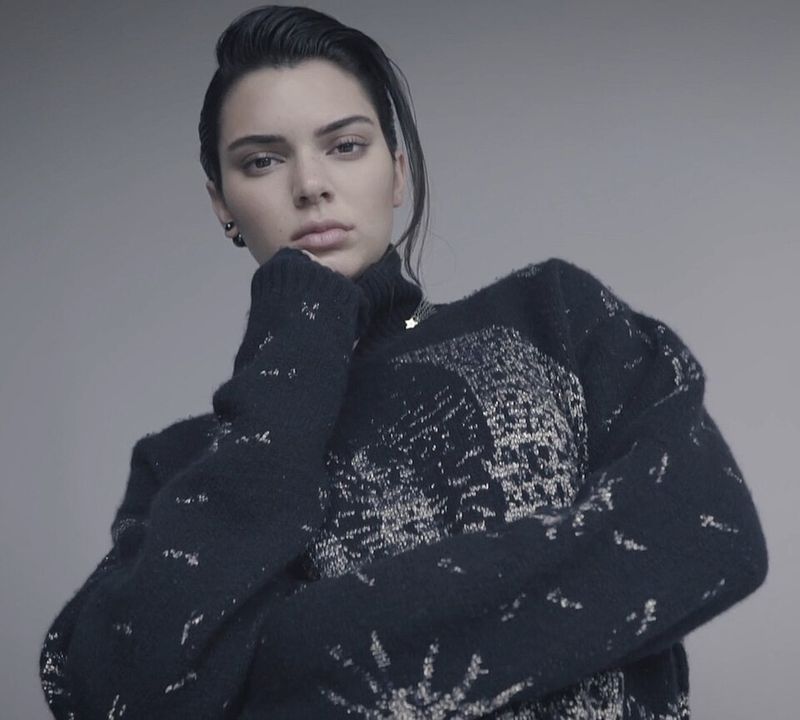 Kendall Jenner – Fear of Tiny Holes