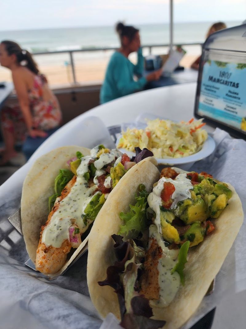 The Seafood Menu That Keeps People Returning