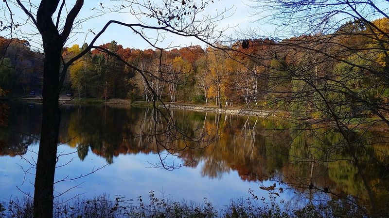 Hidden Lake Itself and the Stillness Around It