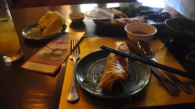 Restaurants with Photos of Every Dish