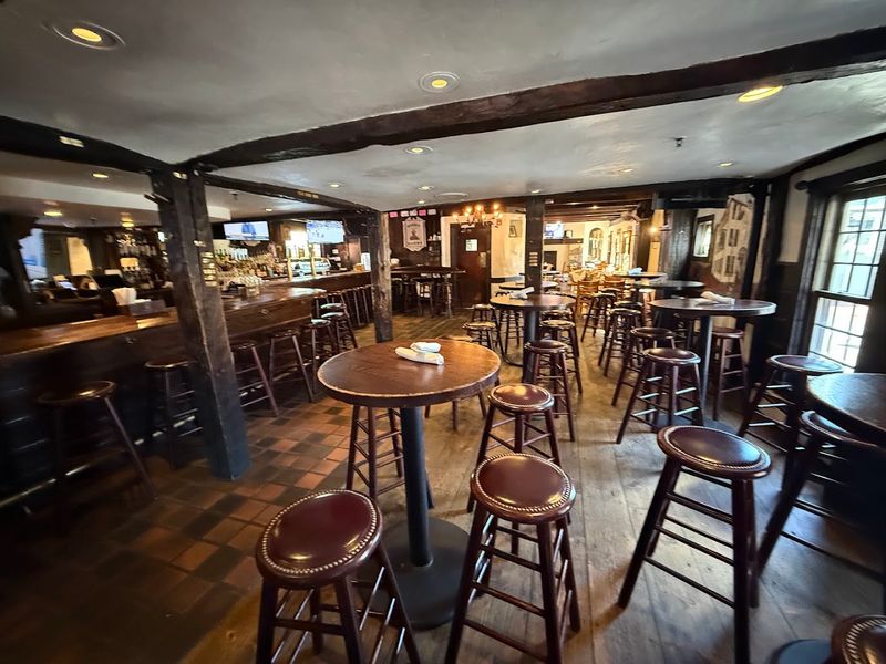 The Warren Tavern — Charlestown