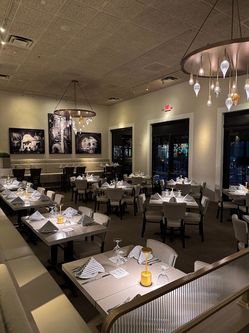 An Atmosphere That Gets the Balance Right