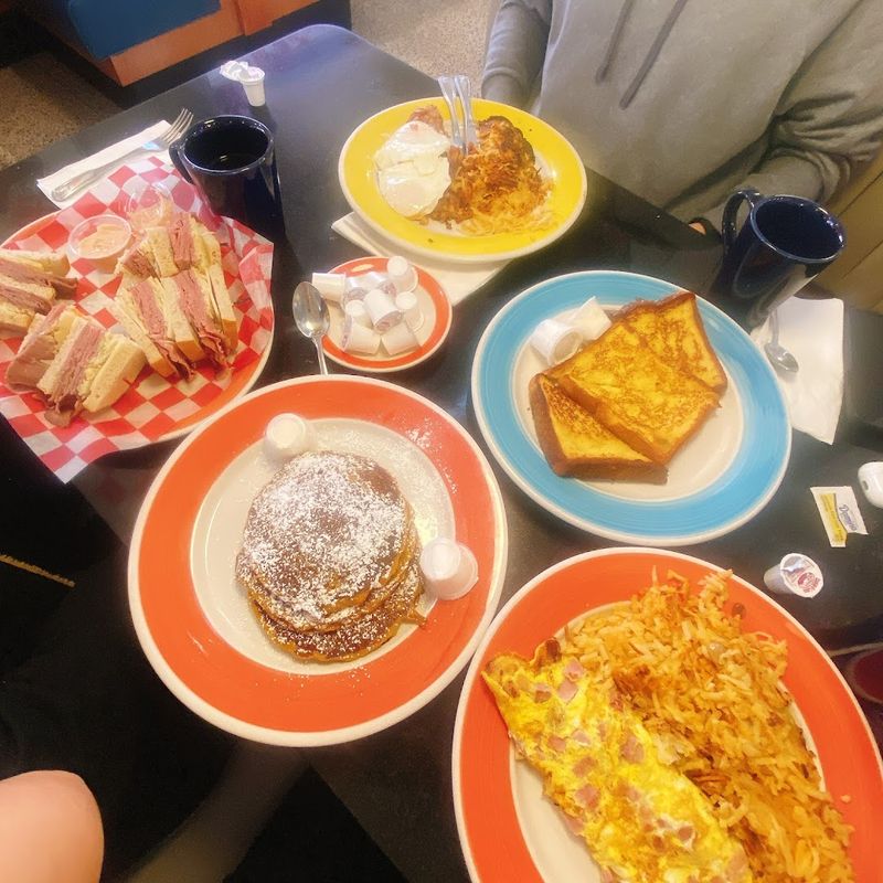 Broadway Diner in Bayonne