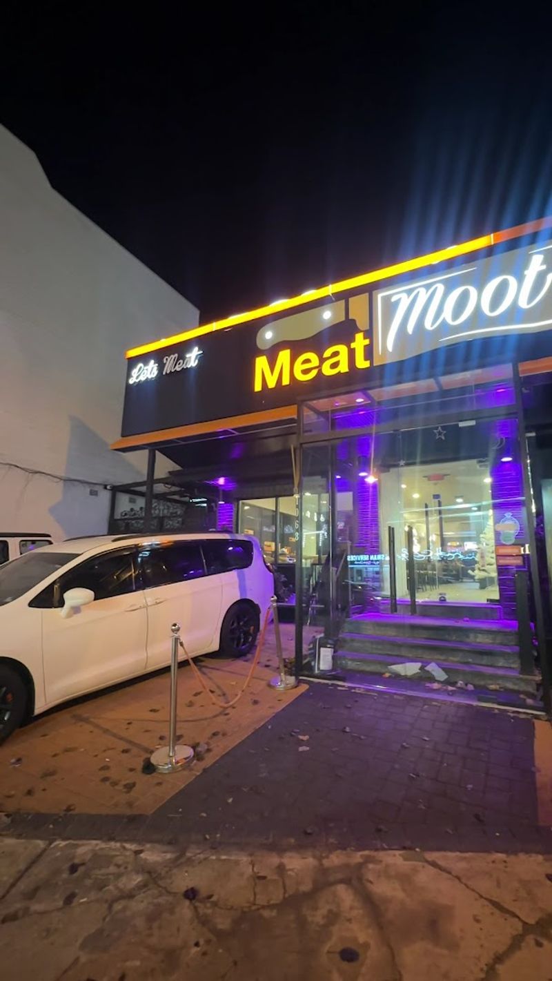 Where to Find This Paterson Meat Institution