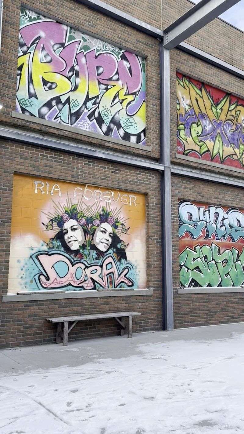 The Art That Carries Emotional Weight: Memorial Pieces and Personal Messages