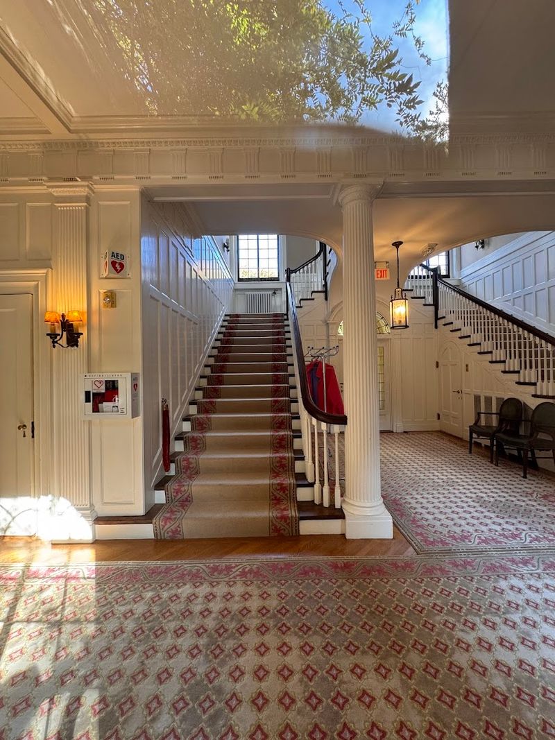 Educational Programs That Go Beyond the Garden