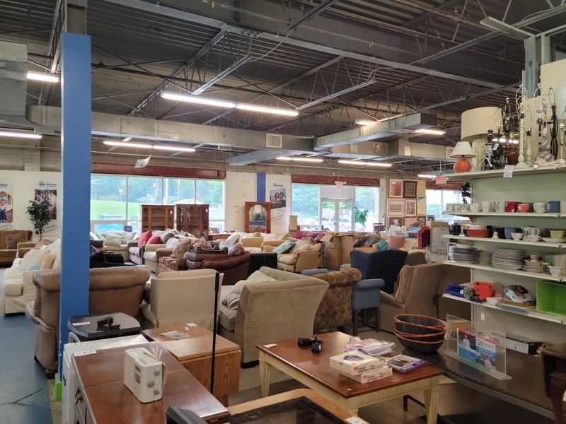 Habitat ReStore — Wayne