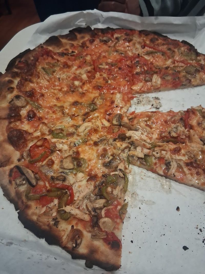 Frank Pepe Pizzeria Napoletana - New Haven, Connecticut