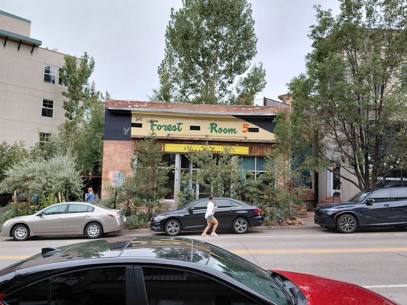 Hours, Pricing, and Practical Visiting Tips