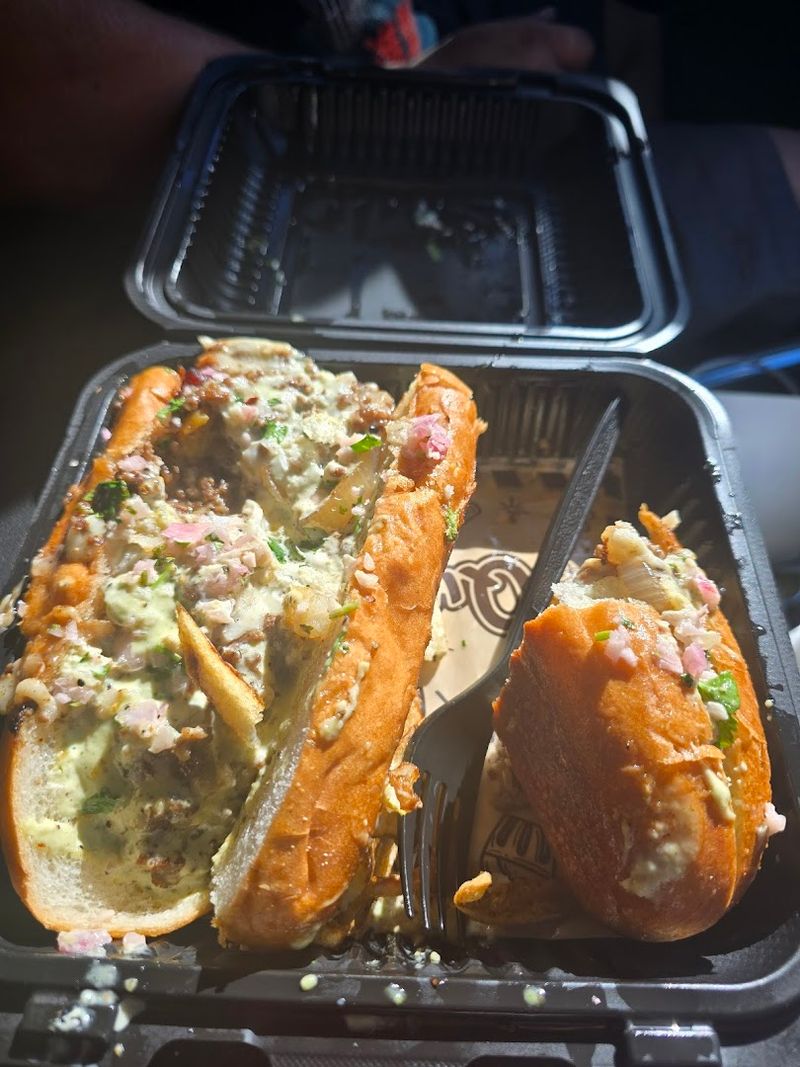 Nearby Dining and Washington Street