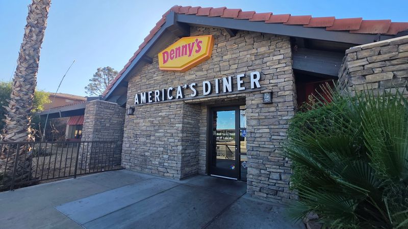Denny's – Barstow, CA (1515 E Main St, Route 66)