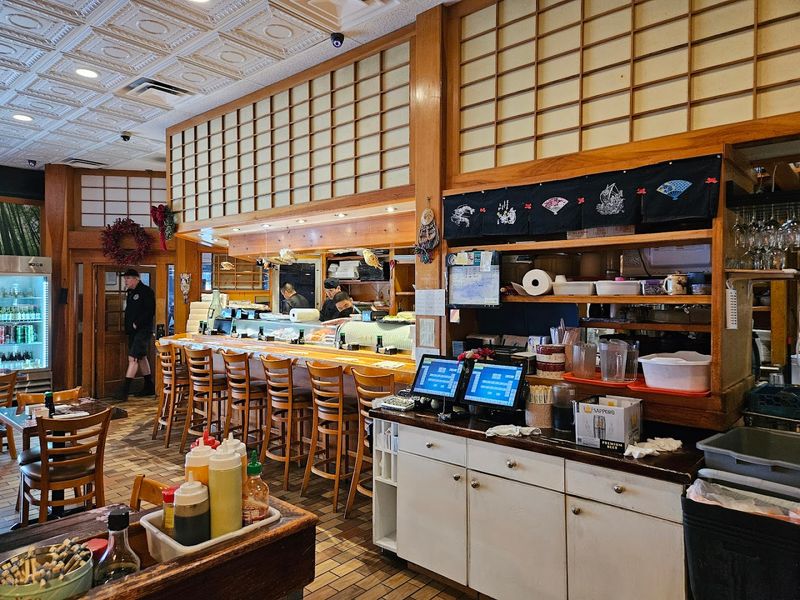 Yuraku Japanese Restaurant — Germantown