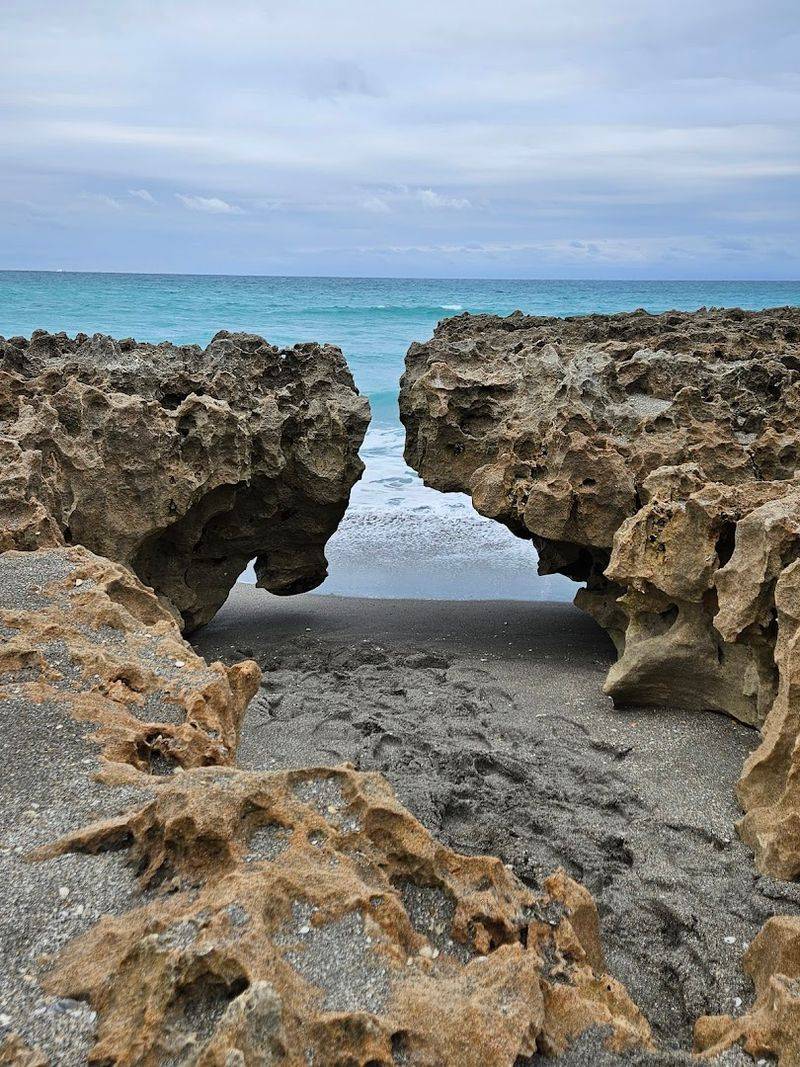 Blowing Rocks Preserve Trail (Jupiter Island)
