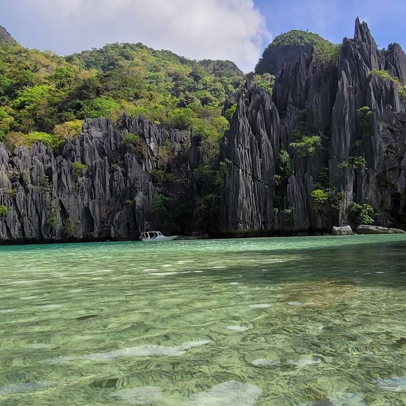 Walk on the Ocean Floor at Low Tide (Wadden-like flats in Palawan areas)