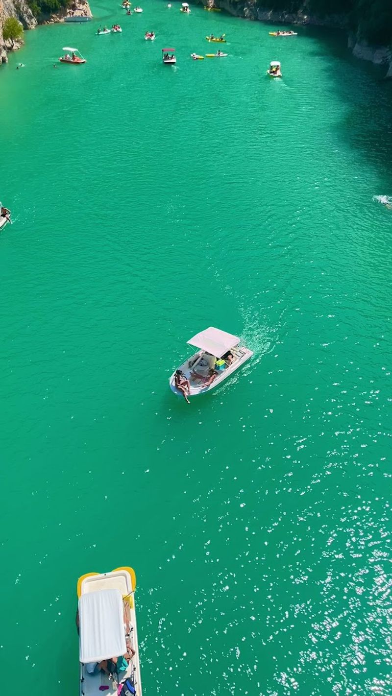 Verdon Gorge, France: The Emerald Ravine That Delivers Pure Main-Character Drama