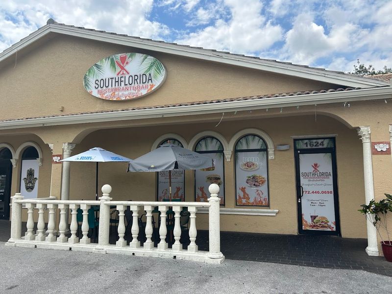 Dog-Friendly Dining That Locals Love