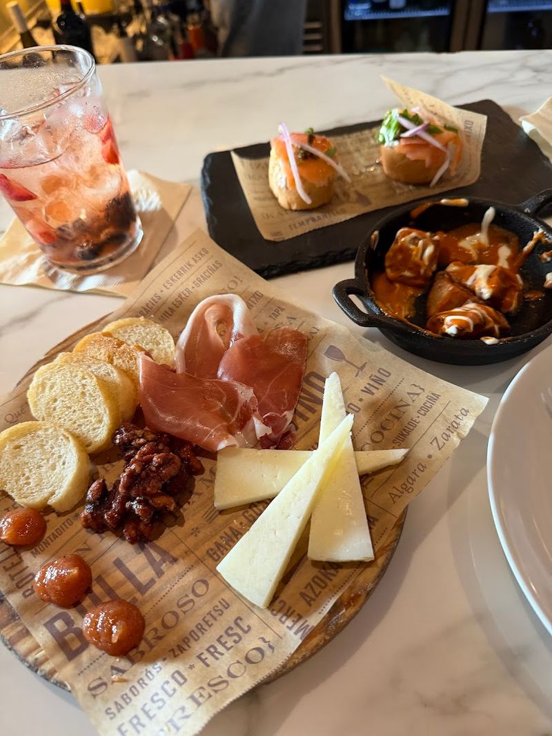 Practical Tips for Planning Your Visit