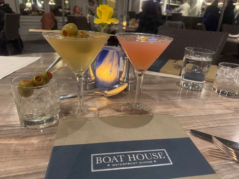 The Atmosphere and Decor Inside