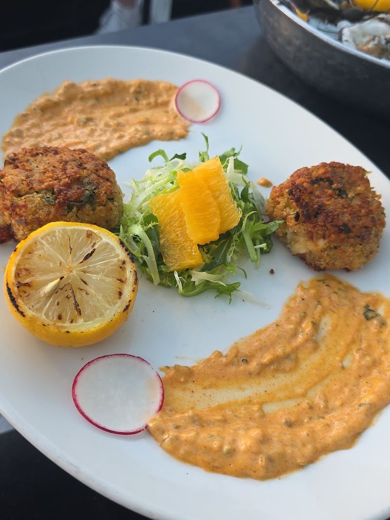 The Lobster Bisque That Sets the Tone Early