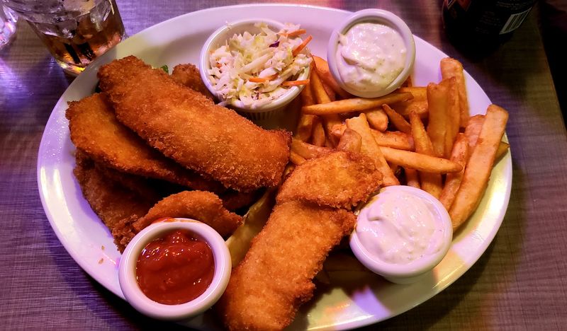 The Hook Seafood Broiler - Edmonds