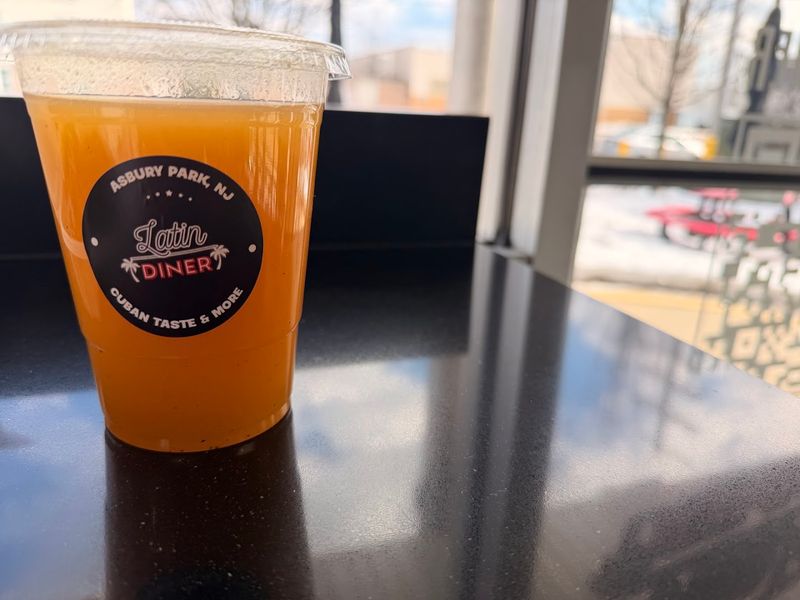 Fresh Juice and Drinks Made in Plain Sight