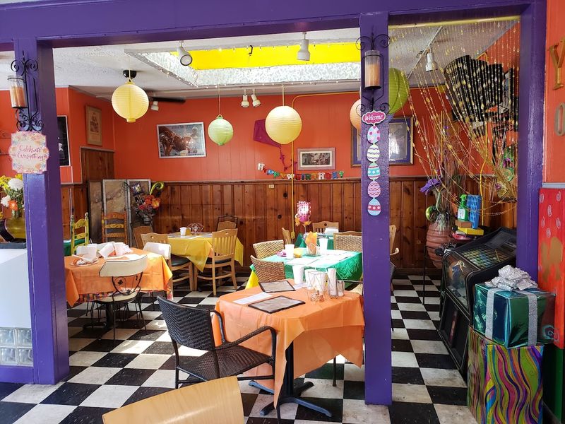 Alcenia's — Memphis