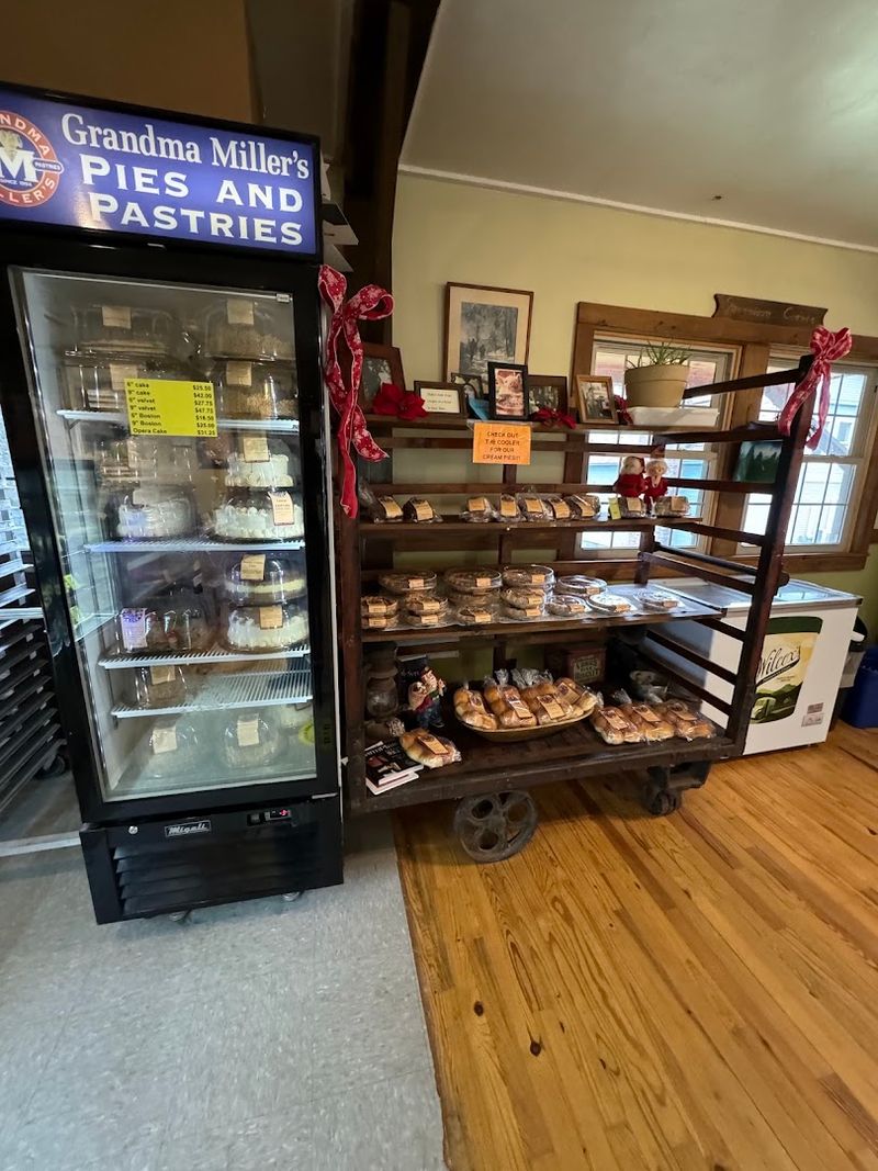 Grandma Miller's Pies & Pastries — South Londonderry