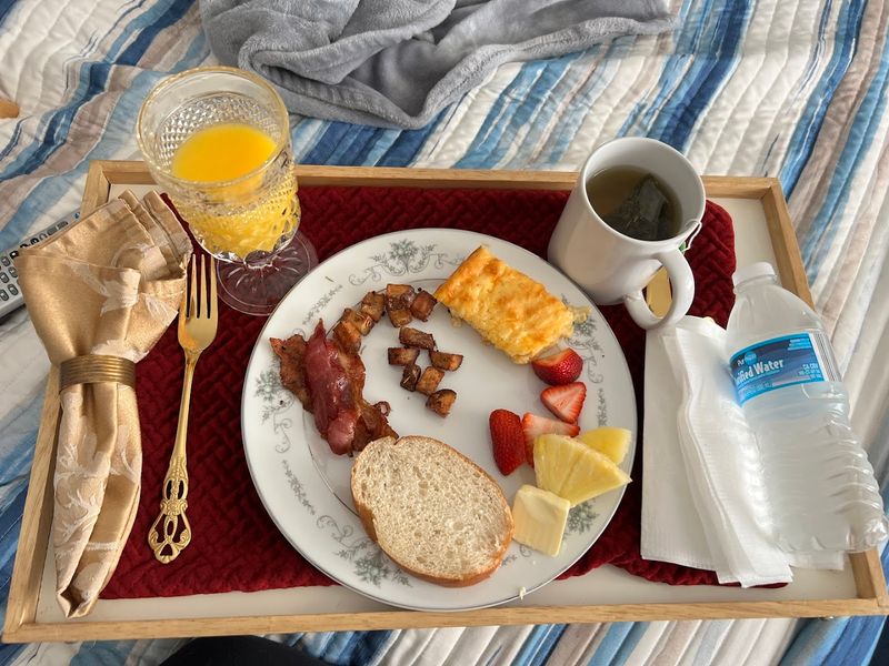 Dietary Needs Met Without Drama: Gluten-Free, Vegetarian, and More