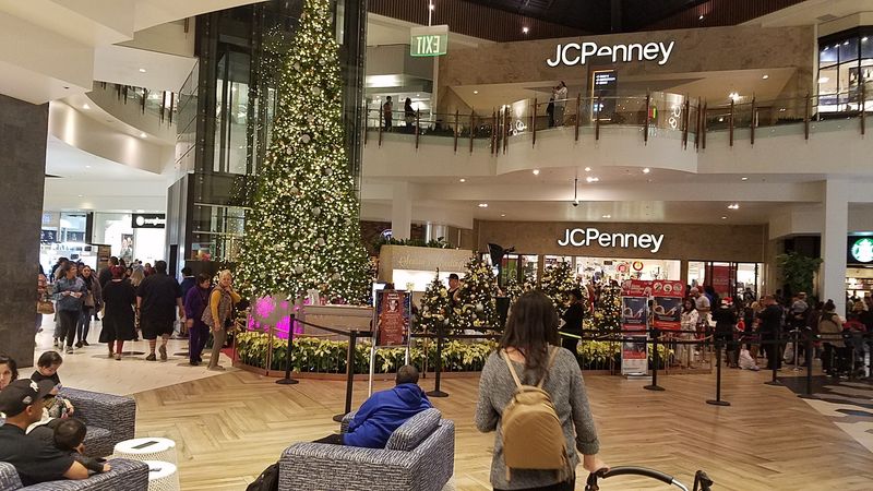 Explore Montclair’s Shopping Districts